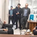 بازدید معاون فناوری و نوآوری وزارت علوم از دفتر شرکت فضل دارو در مرکز فناری‌های پیشرفته پارک علم وفناوری
