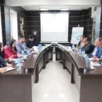 بازدید دکتر شمس اردکانی از مرکز بیوتکنولوژی کشاورزی شرق کشور